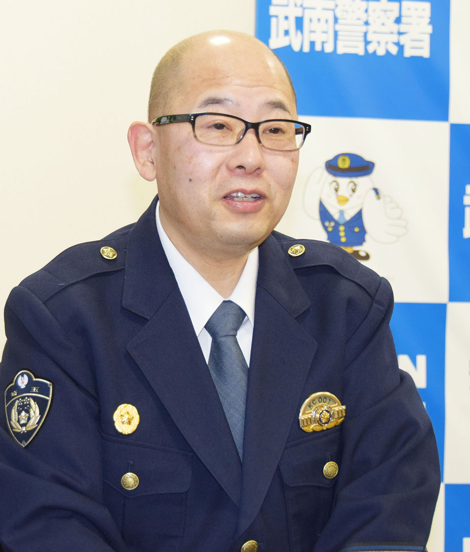 p2 消防団特別点検　県消防協会長表彰に鈴木さん、矢野さんの写真